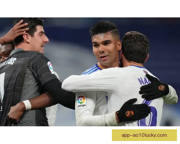 那不勒斯FC大胜CFL马刺三球彰显球队进攻实力